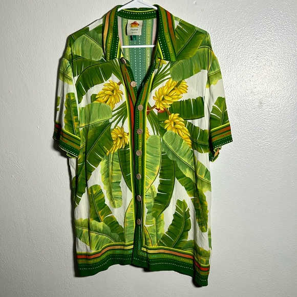 FARM Rio Other - Farm Rio banana tropical print button down shirt